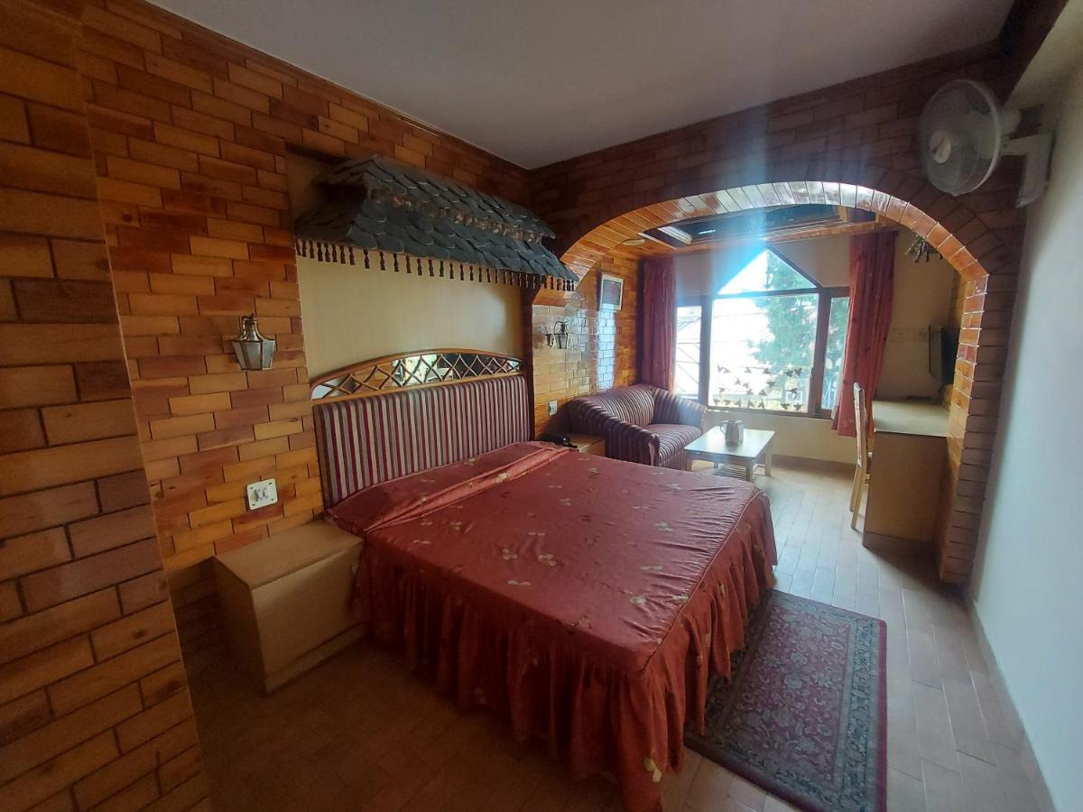 Brightland Hotel Shimla Dış mekan fotoğraf