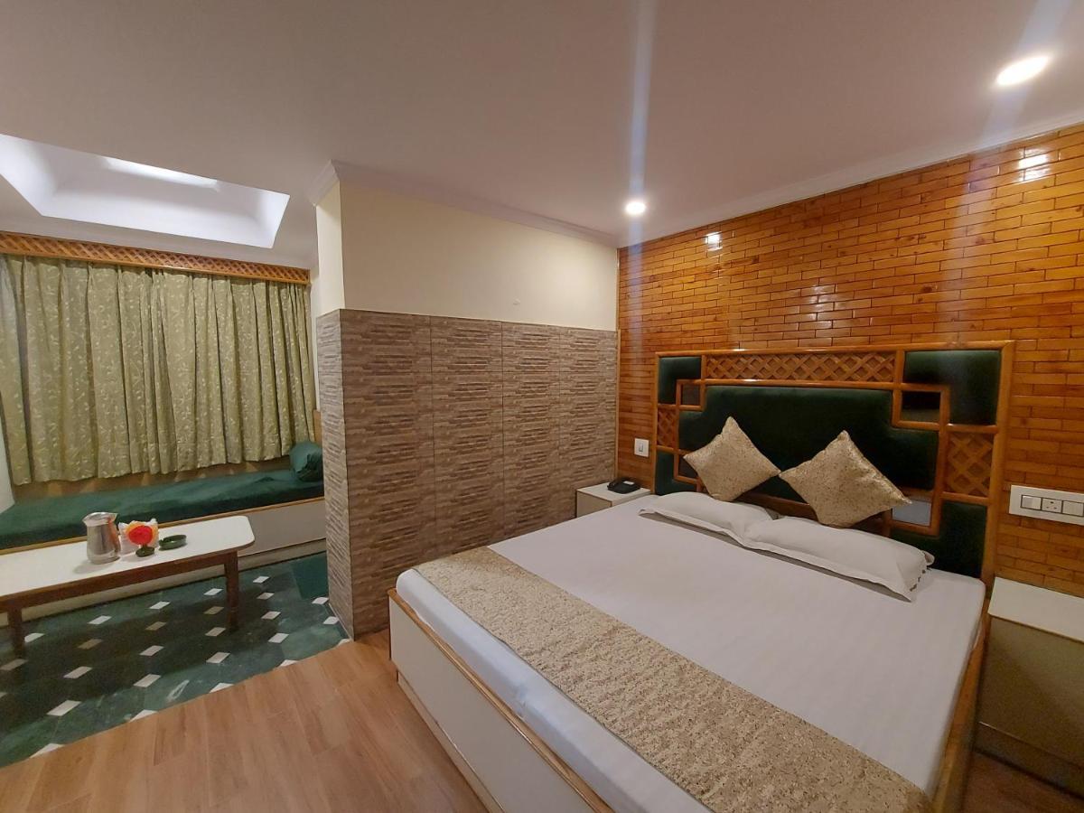 Brightland Hotel Shimla Dış mekan fotoğraf