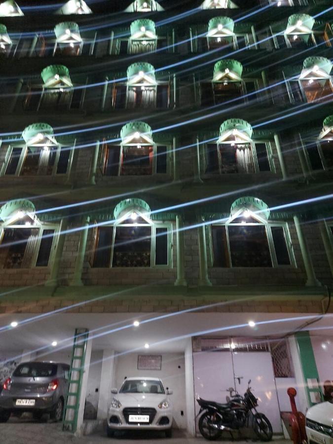 Brightland Hotel Shimla Dış mekan fotoğraf